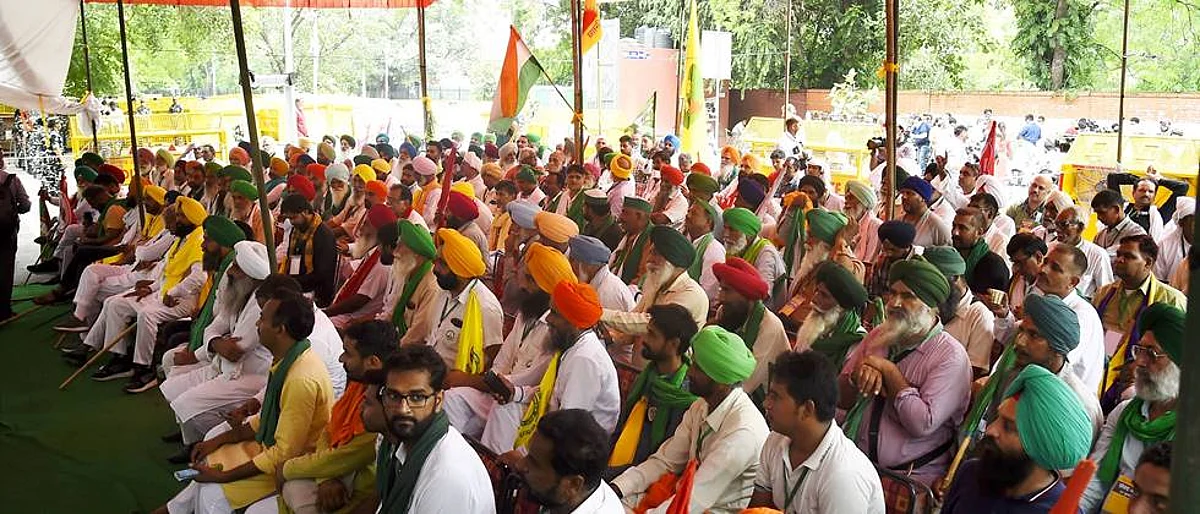 टीका, आरोपांचा समाचार; दुसऱ्या दिवशीही ‘शेतकरी संसदे’त उत्साह कायम