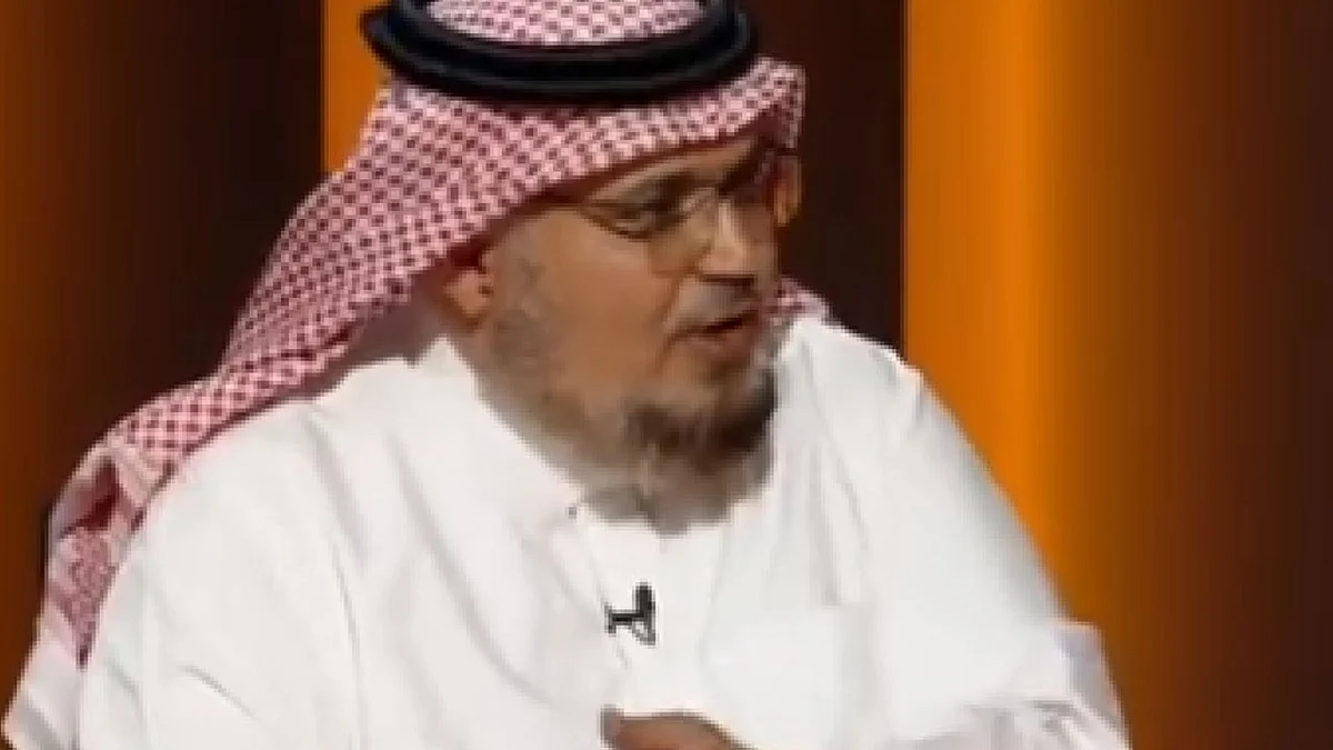 رشوة وتزوير.. محام يوضح حالات تكون مجاملة الدكتور للطالب الجامعي «جريمة»