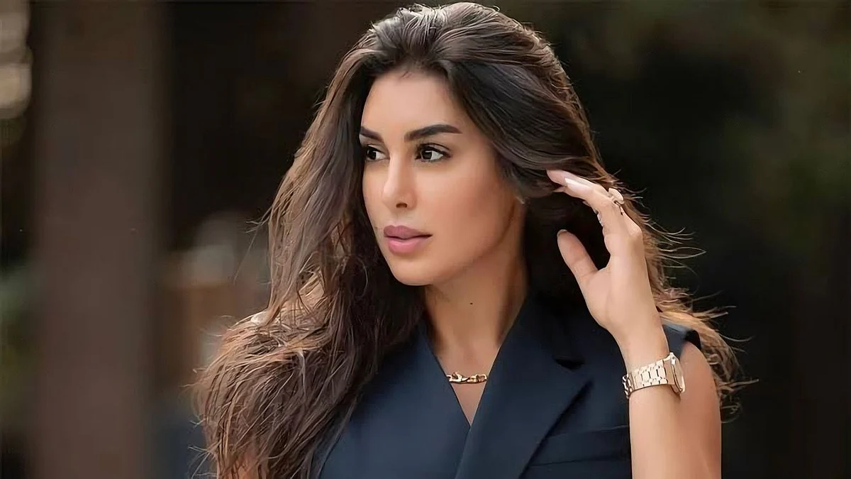 إطلالات صيفية لياسمين صبري