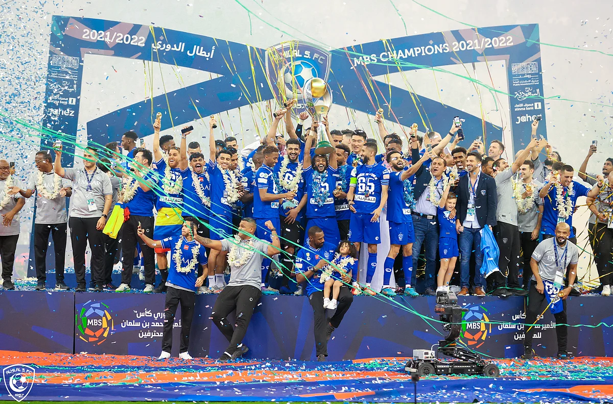 الهلال يستعد للموسم الجديد بأربع وديات ومعسكر إعدادي في برمنجهام