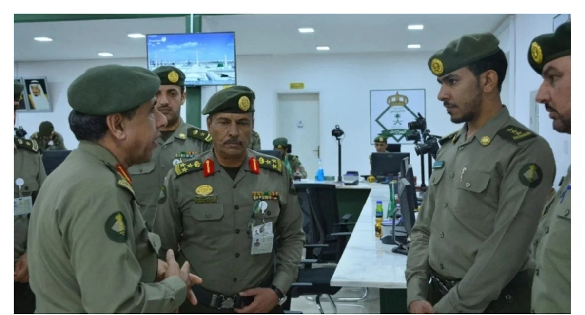 مدير عام الجوازات يتفقد جوازات منفذي الحديثة وجديدة عرعر