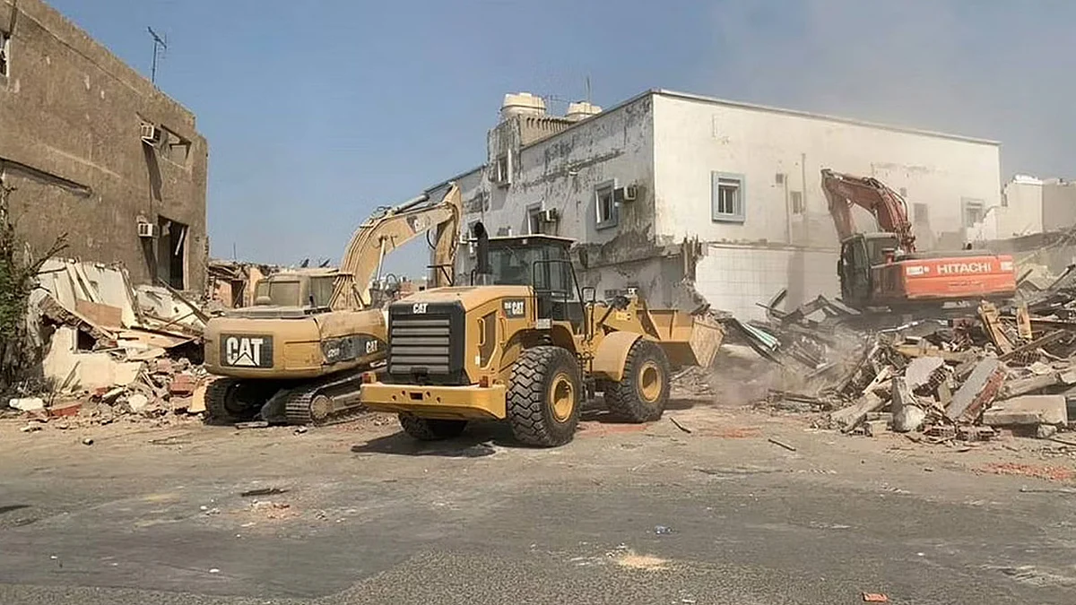 «عشوائيات جدة» تُعلن البدء في إزالة 7 أحياء
