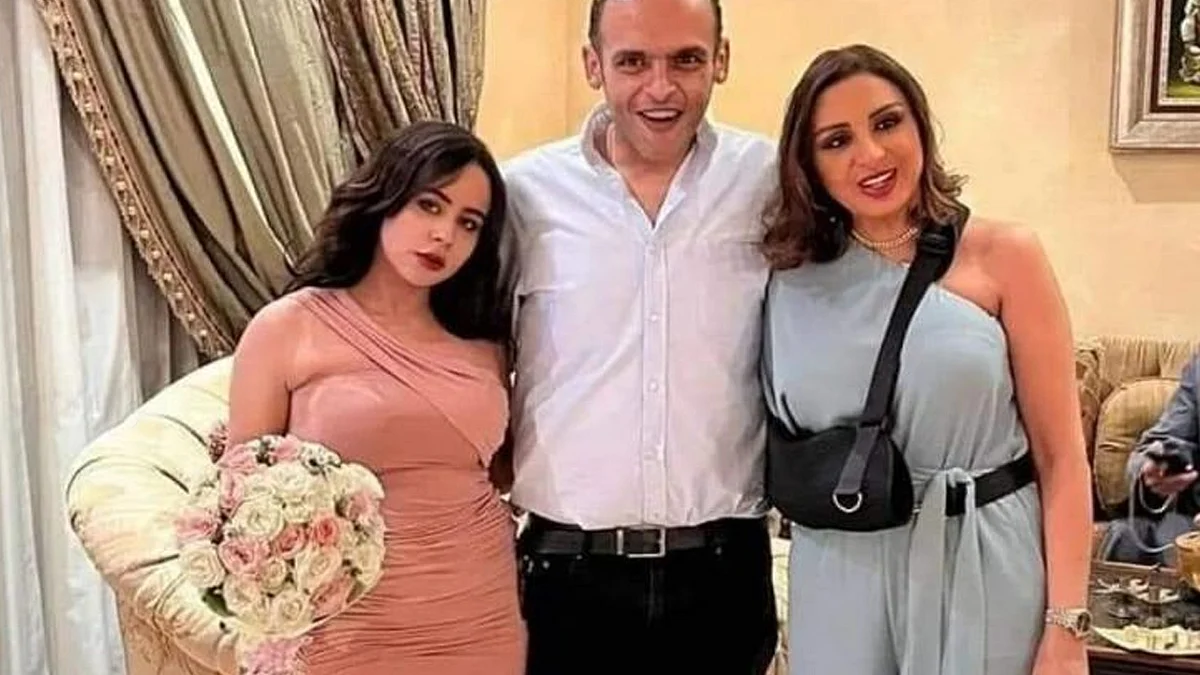 مرتدية «حامل طبي».. أنغام تتجاوز وعكتها الصحية بالاحتفال بعقد قران شقيقها