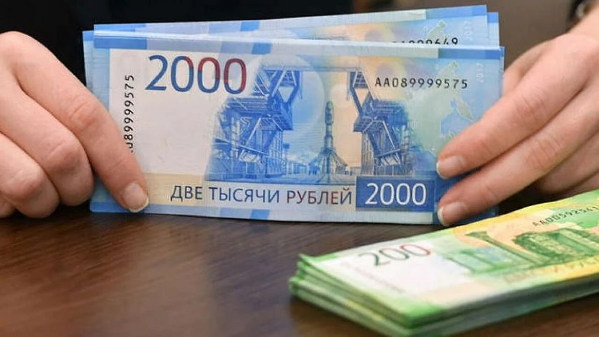 الاقتصاد الروسي يقدم أداء مذهلًا حتى الآن أمام العقوبات.. لكن إلى متى يستمر؟