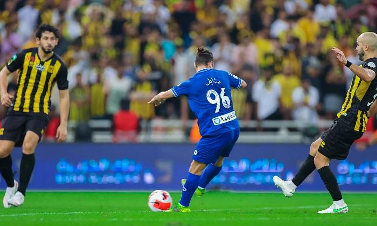 الحياة تعود إلى دوري المحترفين.. والهلال يترقب التتويج المبكر