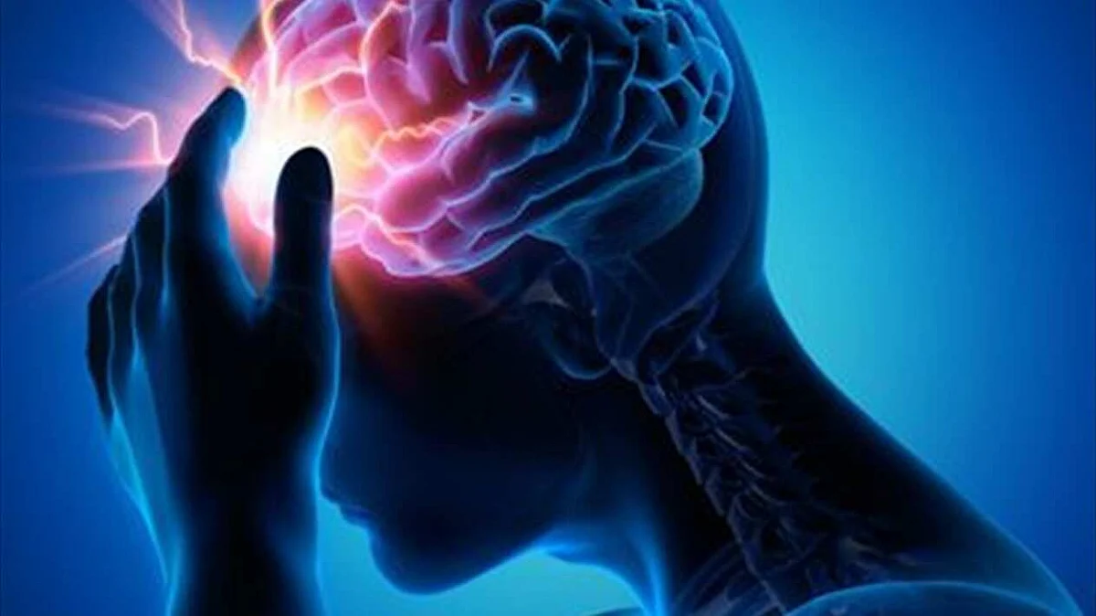 أطباء يحذرون من حيلة وخز الأصابع لعلاج الجلطة الدماغية