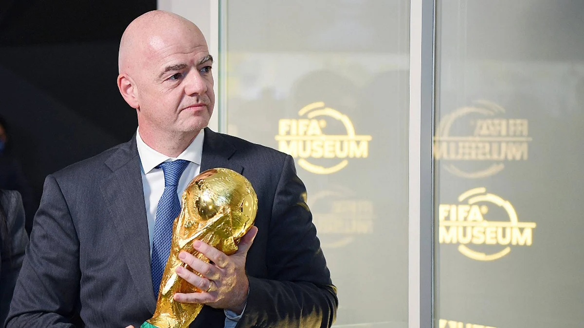 إنفانتينو يكشف سبب تعديل موعد انطلاق كأس العالم