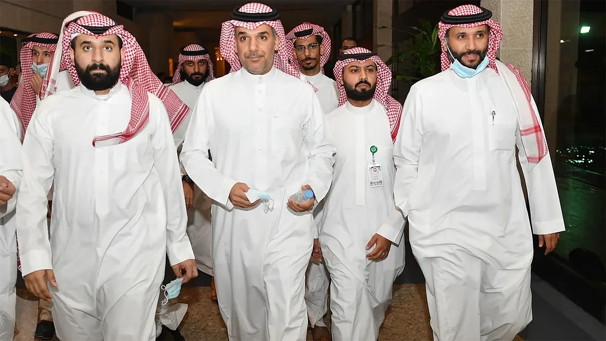 رسميًا.. وزارة الرياضة تعلن قبول استقالة ماجد النفيعي.. وتكلف وليد معاذ برئاسة الأهلي