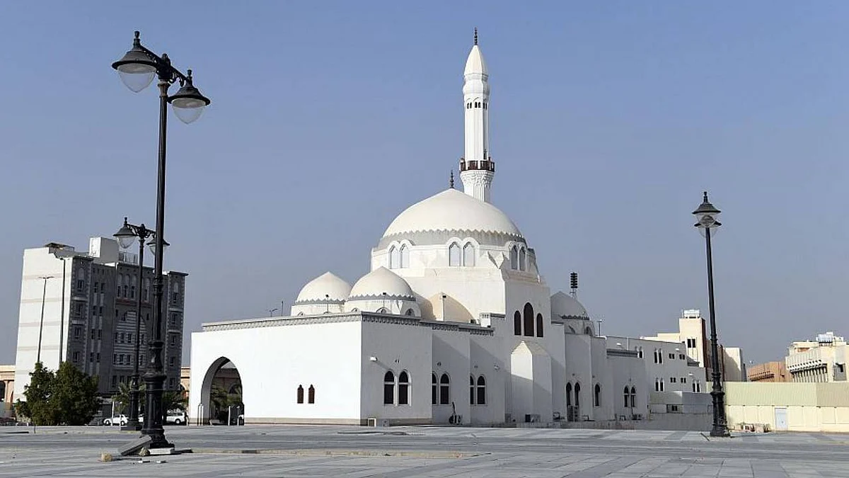 مسجد الجمعة بالمدينة المنورة