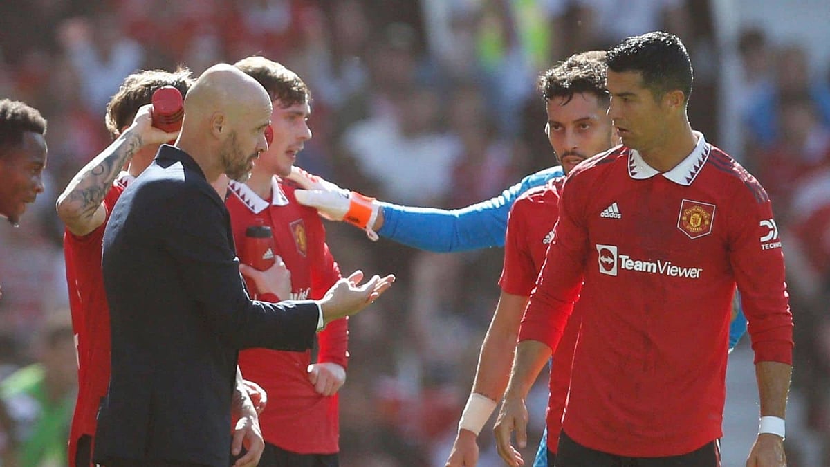 تين هاج يحسم مصير رونالدو مع مانشستر يونايتد