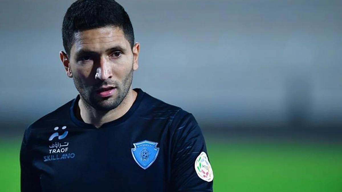 الباطن يعلن إصابة حارسه كامبانيا بكسر في اليد