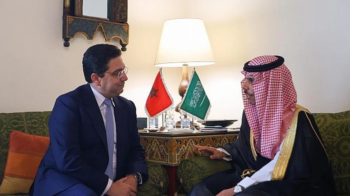 فيصل بن فرحان يلتقي نظيره المغربي