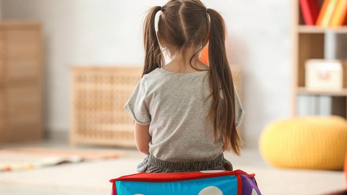 هل الأجهزة الذكية تسبب التوحّد لدى الأطفال؟.. مختص يوضح
