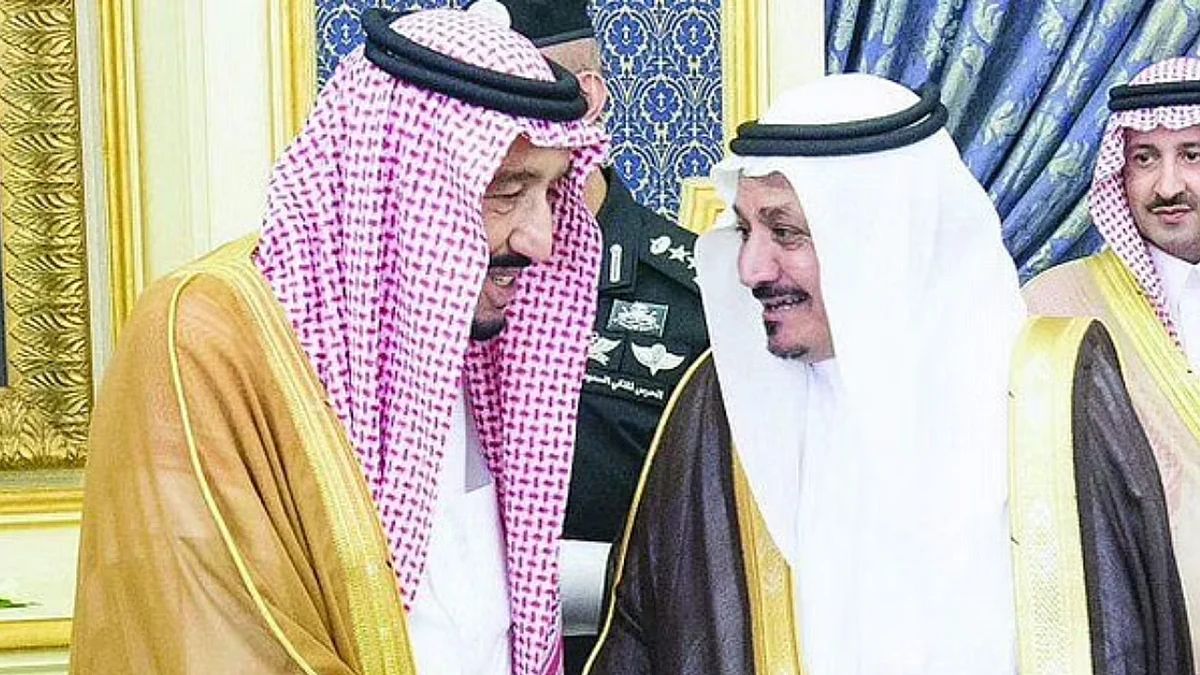 مسعد بن سمار يهنئ القيادة