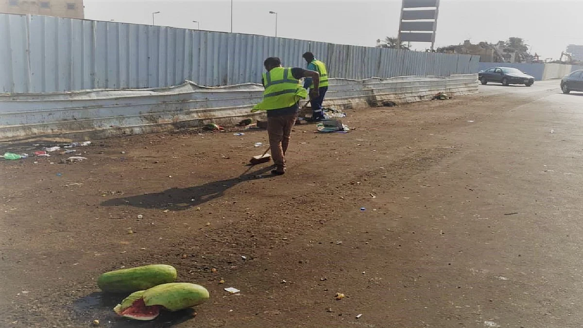 إزالة البسطات المخالفة