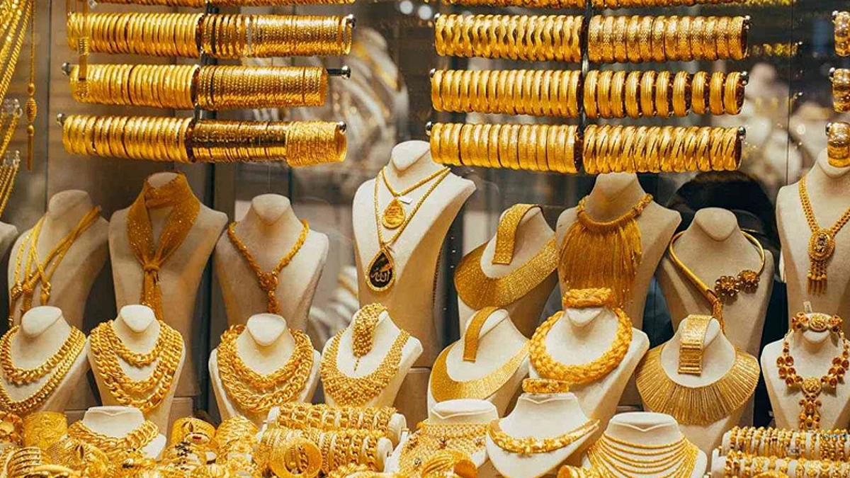 مشغولات ذهبية – أرشيفية