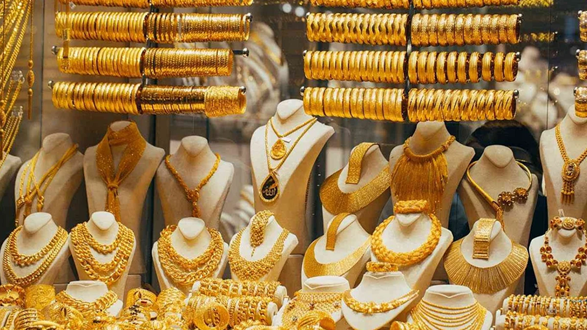 مشغولات ذهبية – أرشيفية