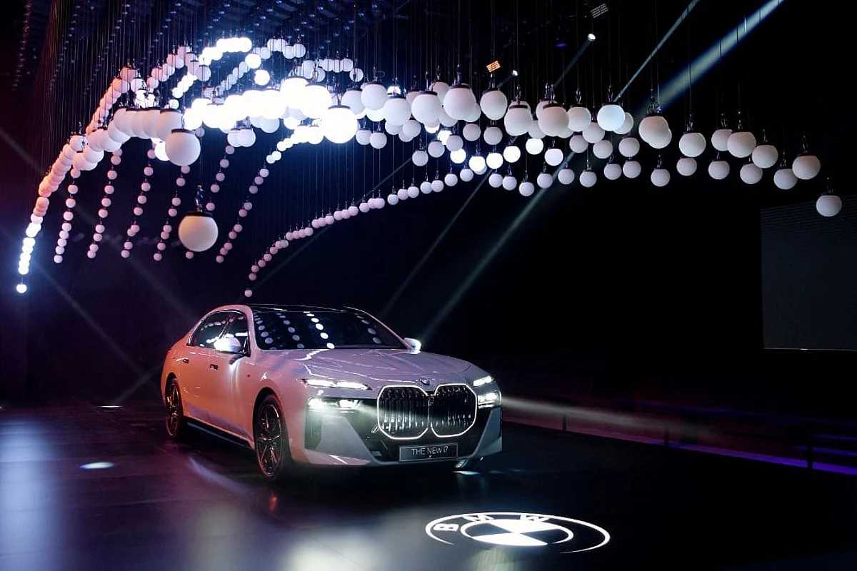 أبوظبي موتورز تدشن BMW 7