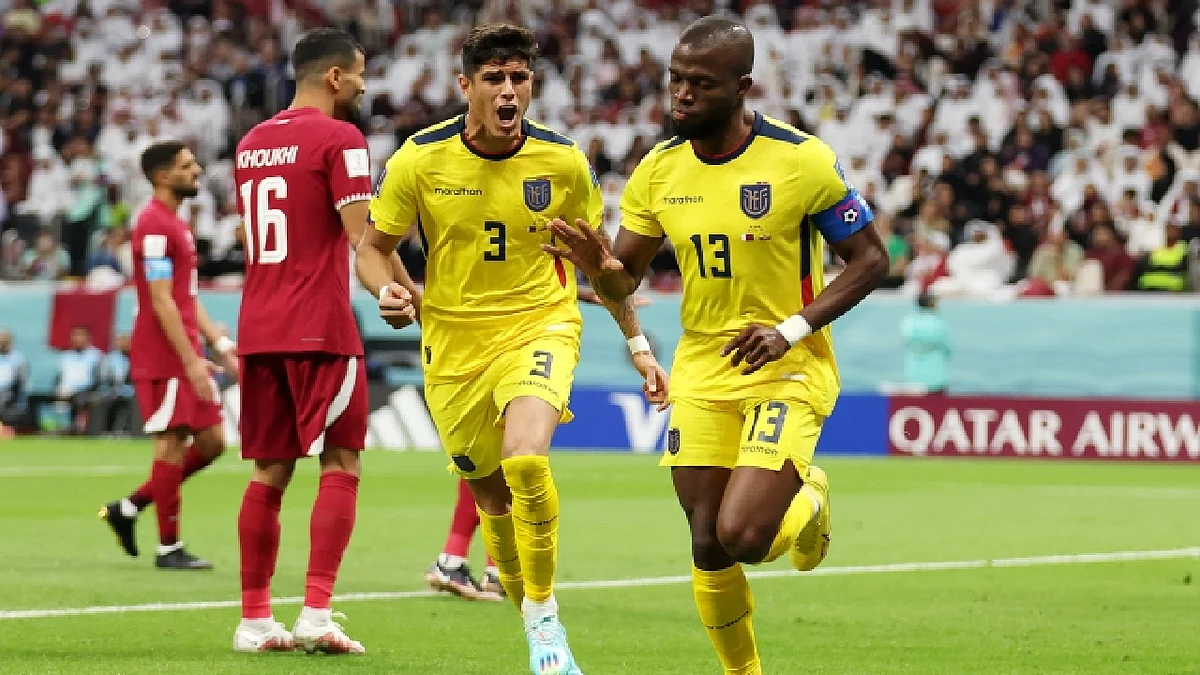 المنتخب الإكوادوري يفوز على مضيفه القطري