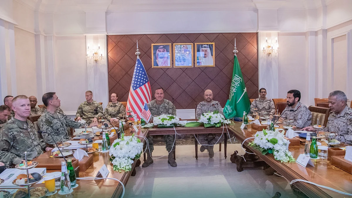 وزارتا الدفاع بأمريكا والمملكة