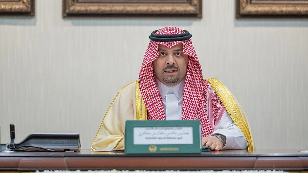 أمير الحدود الشمالية يضع حجر الأساس لمشروع بوليفارد رفحاء