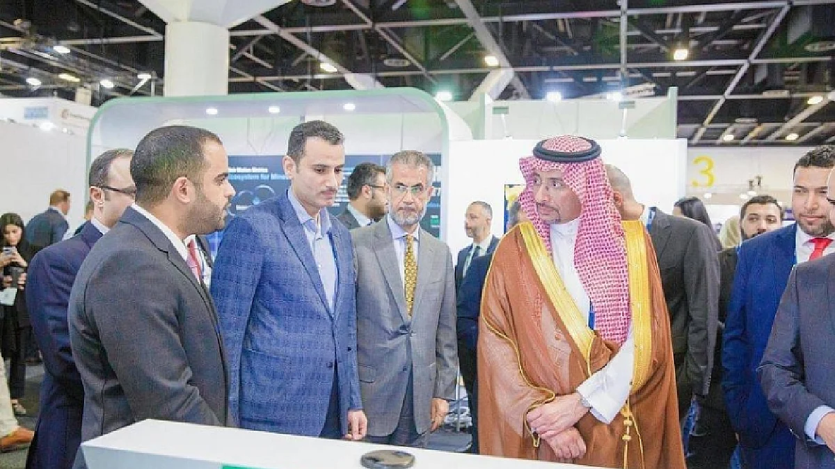 وزير الصناعة