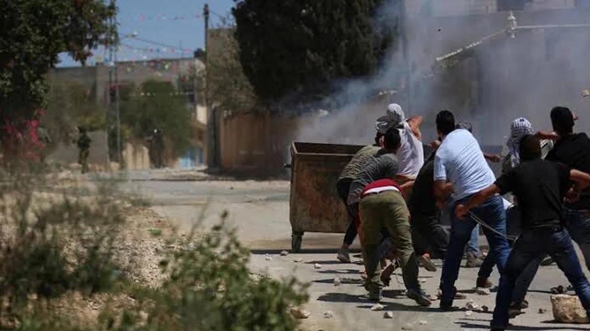 إصابة فلسطينيين برصاص الاحتلال الإسرائيلي