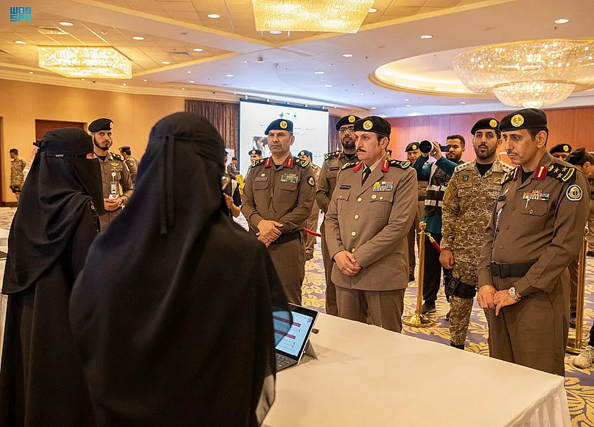 مدير الأمن العام يدشن 3 مراكز لانطلاق دوريات القوات الخاصة لأمن الطرق