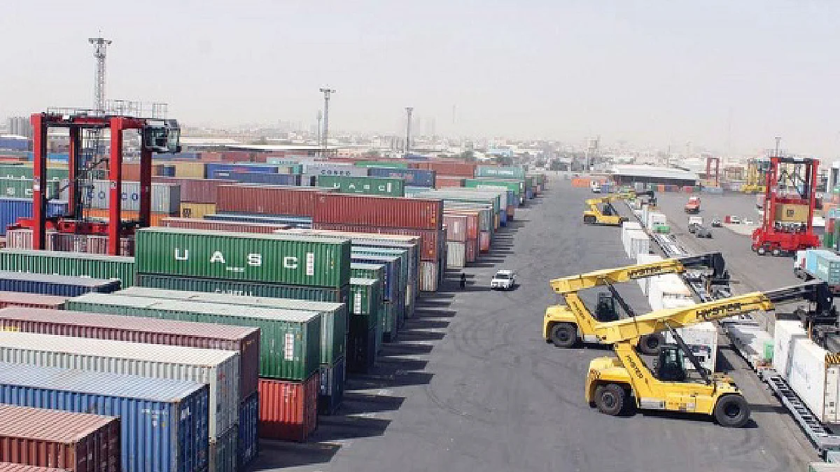 ميناء الرياض الجاف