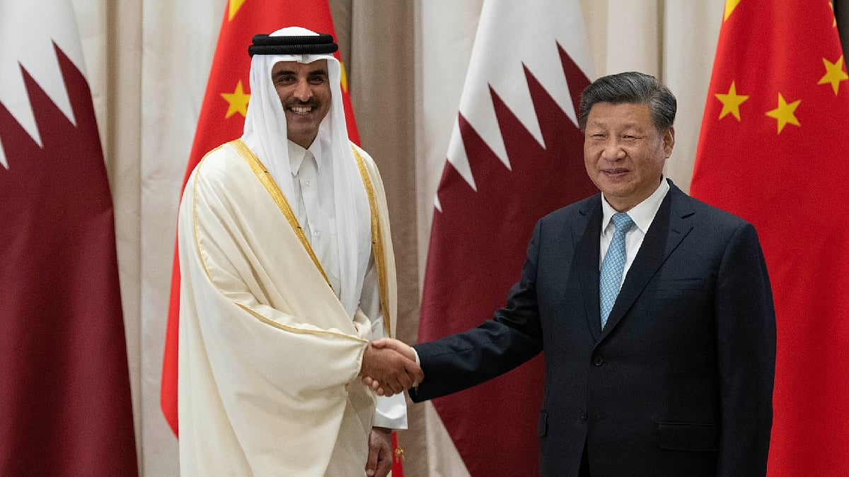 Relations with katar in asia. Си цзиньпин в саудовской аравии. Китай катара. Китай катара. Китай и катар.