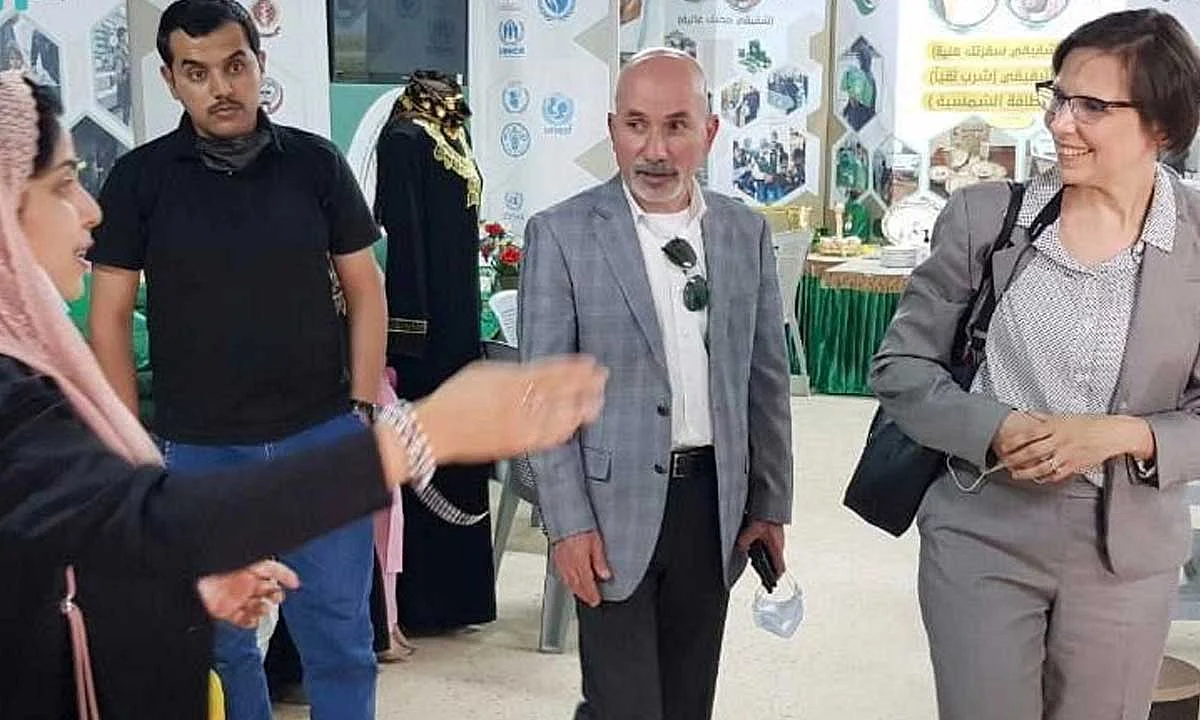 وفد «اليونيسيف» يبدي إعجابه بمشاريع وبرامج عيادات مركز الملك سلمان في مخيم الزعتري