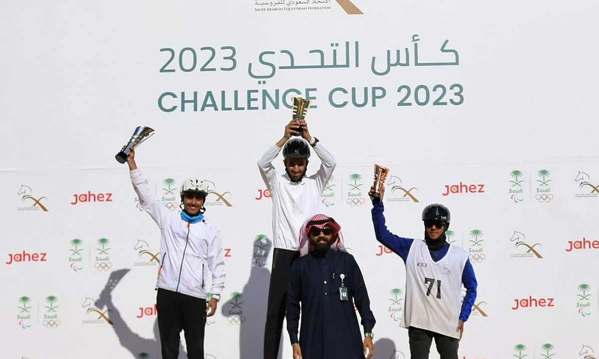 رفقة الجواد «وزير».. إبراهيم الصغير بطلًا لسباق كأس التحدي للقدرة والتحمل