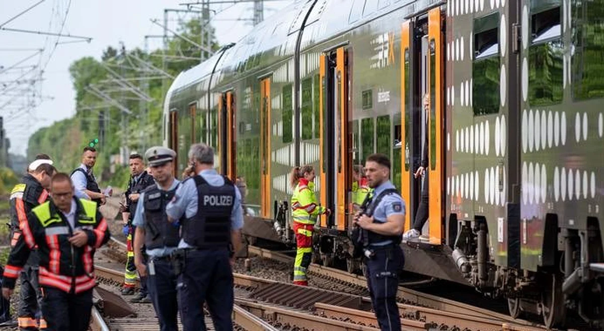 مقتل شخصين وإصابة 5 في هجوم بسكين على قطار بين هامبورغ وكيل