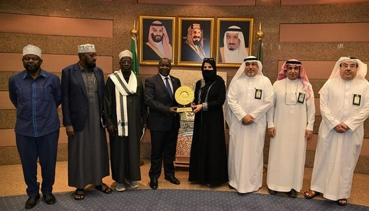 رئيسة جامعة الملك عبدالعزيز تستقبل سفير كينيا لدى المملكة