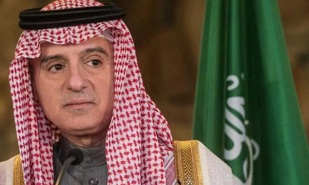 دافوس.. وزير الدولة للشؤون الخارجية يلتقي مبعوث مملكة هولندا للمناخ
