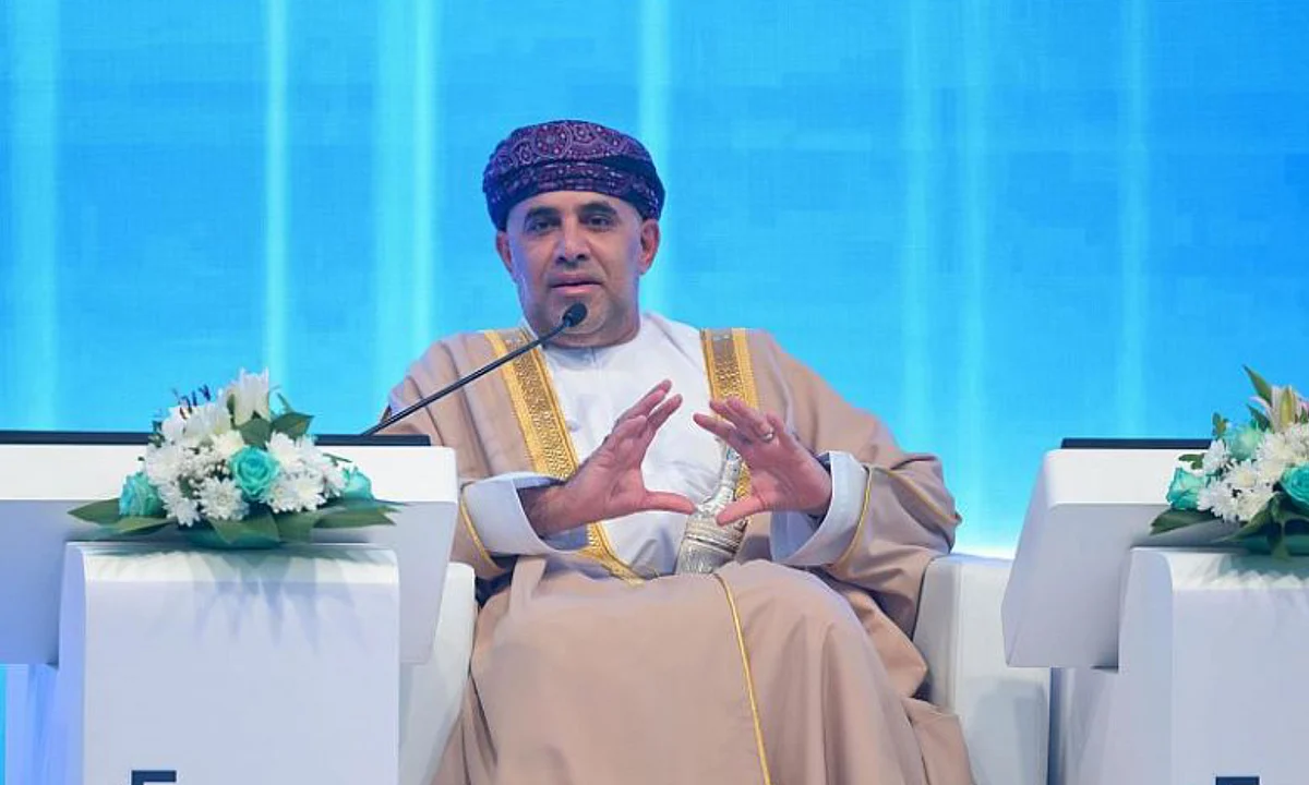 وزير الإسكان والتخطيط العمراني بسلطنة عمان الدكتور خلفان الشعيلي