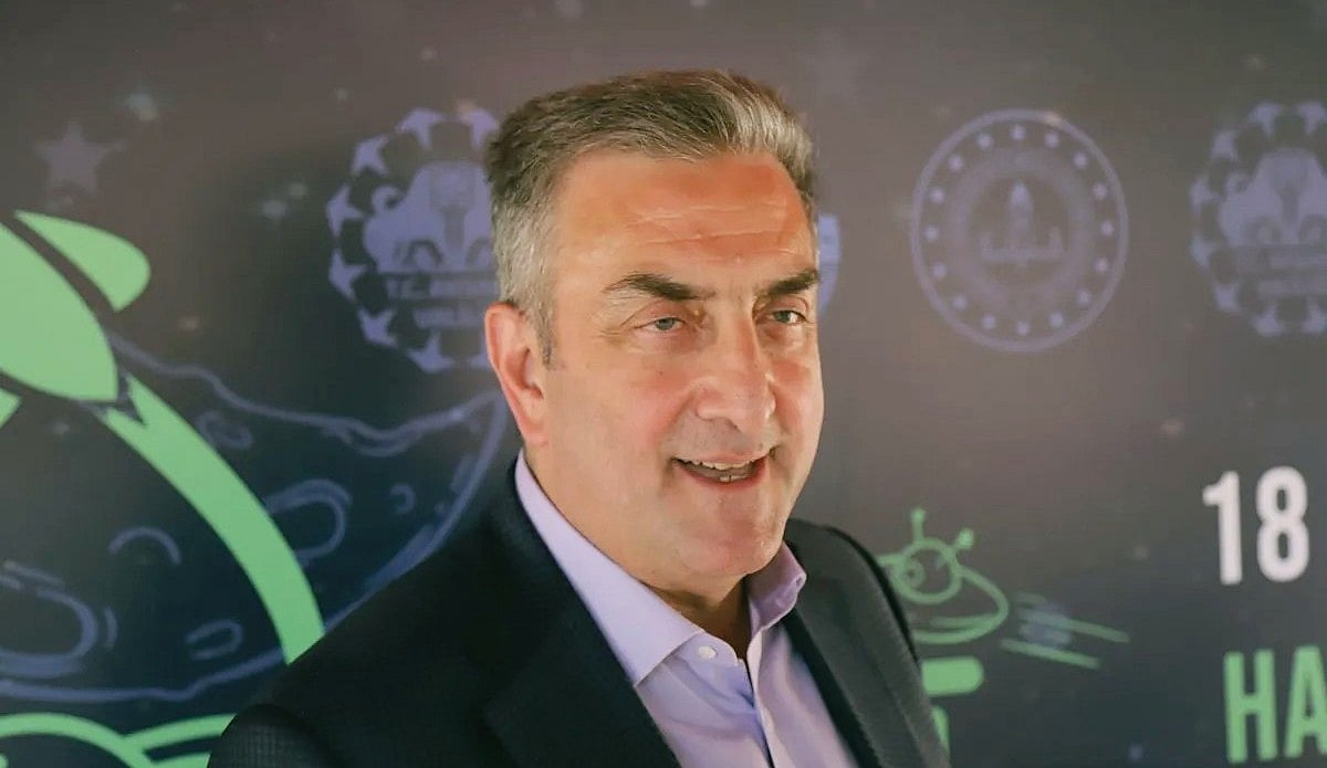 سلاح سري في الفضاء لإحداث الزلازل رئيس وكالة الفضاء التركية يثير الجدل