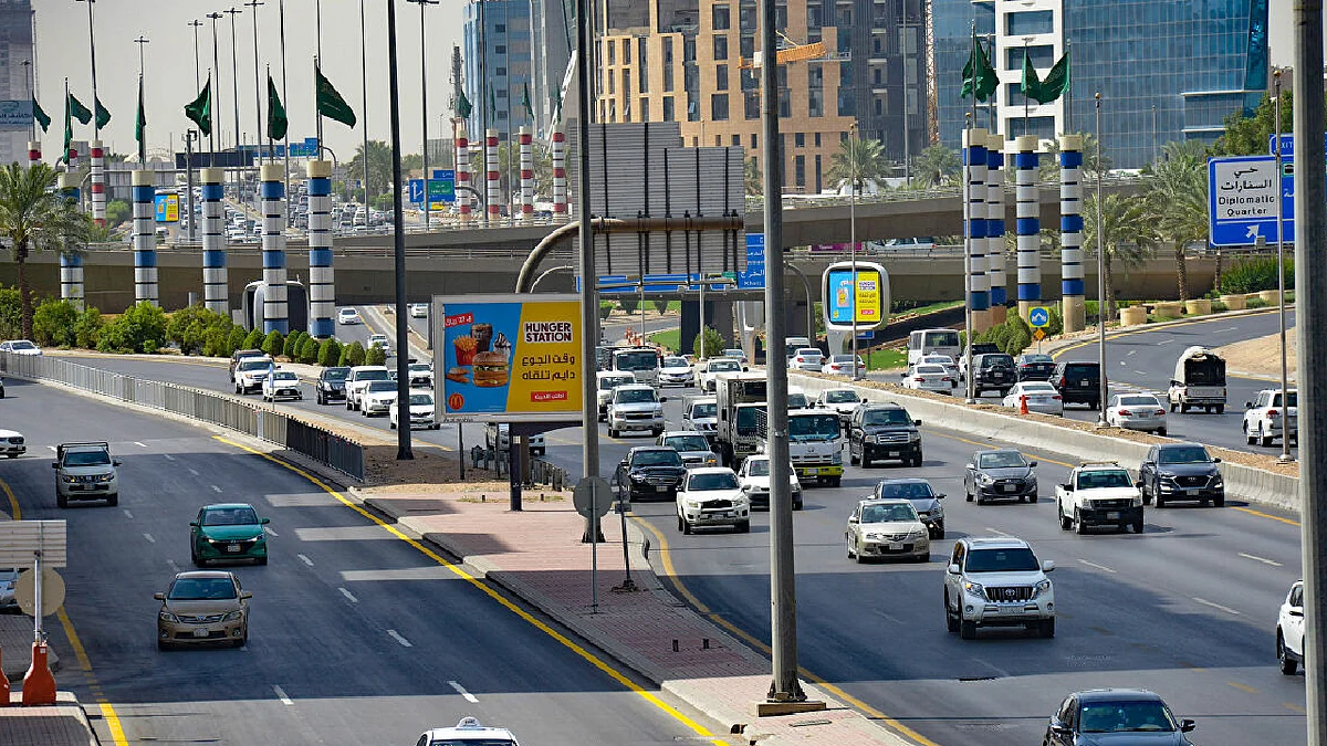 الحصيني يتوقع المناطق المتأثرة بالحر والأمطار خلال الساعات المقبلة