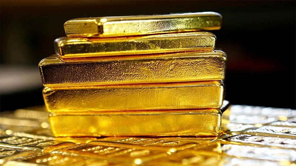 أسعار الذهب تسجل أكبر خسارة يومية منذ شهر