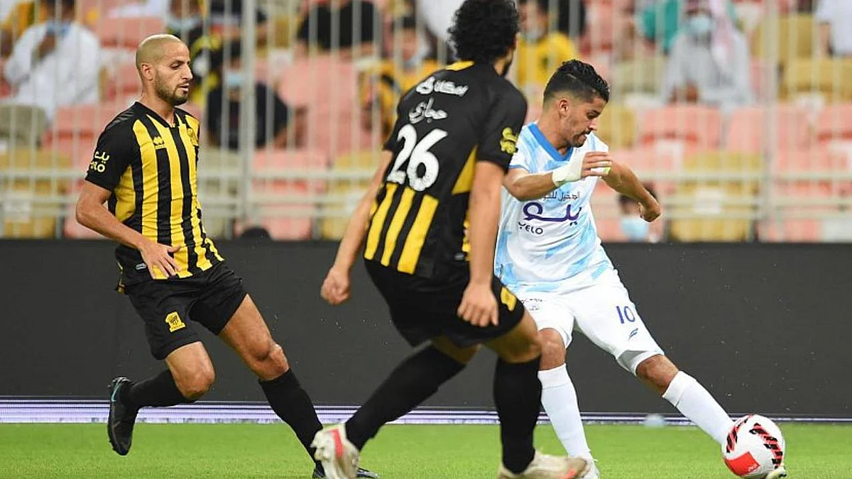 بالصور.. «الاتحاد» يتصدر دوري المحترفين بسداسية في شباك أبها