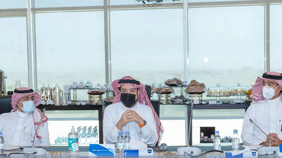 «السوق المالية» و«عقارات الدولة» تبحثان التعاون المشترك