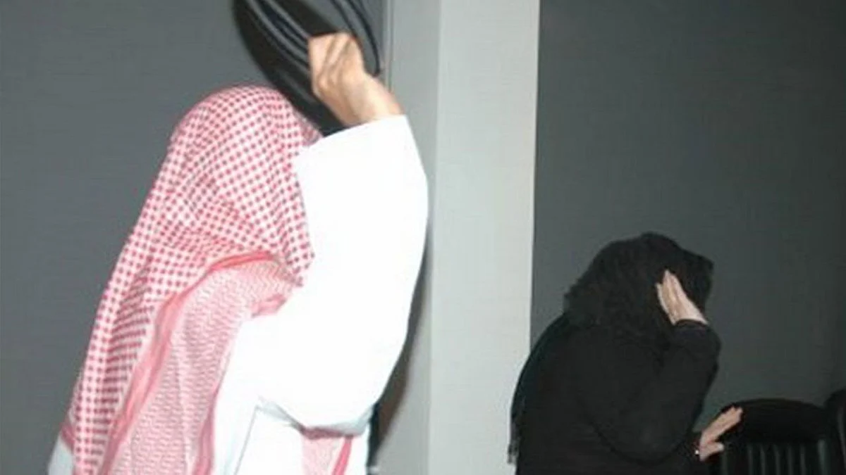 بعد انتشار قصتها بمواقع التواصل.. «العنف الأسري» يباشر حالة فتاة تعرضت للتعنيف من أسرتها