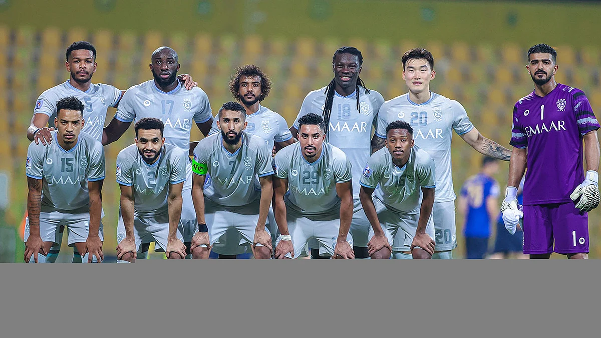 الطريق إلى ربع النهائي.. كيف كان مشوار الهلال وبرسيبوليس؟