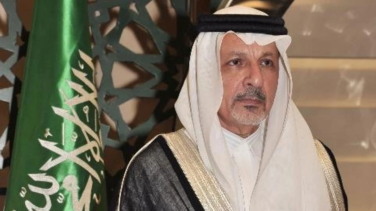 الوزير قطان يحتفل ببلوغه سن الـ 70 ويكشف أين قضى سنوات عمره