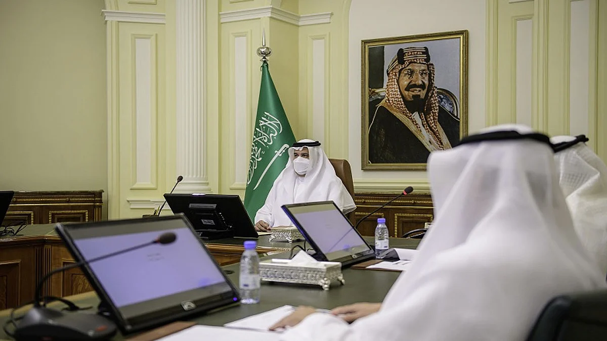 أمير المدينة المنورة يطلق «وقف الشفاء» لتقديم الرعاية الصحية والإنسانية للمقيمين