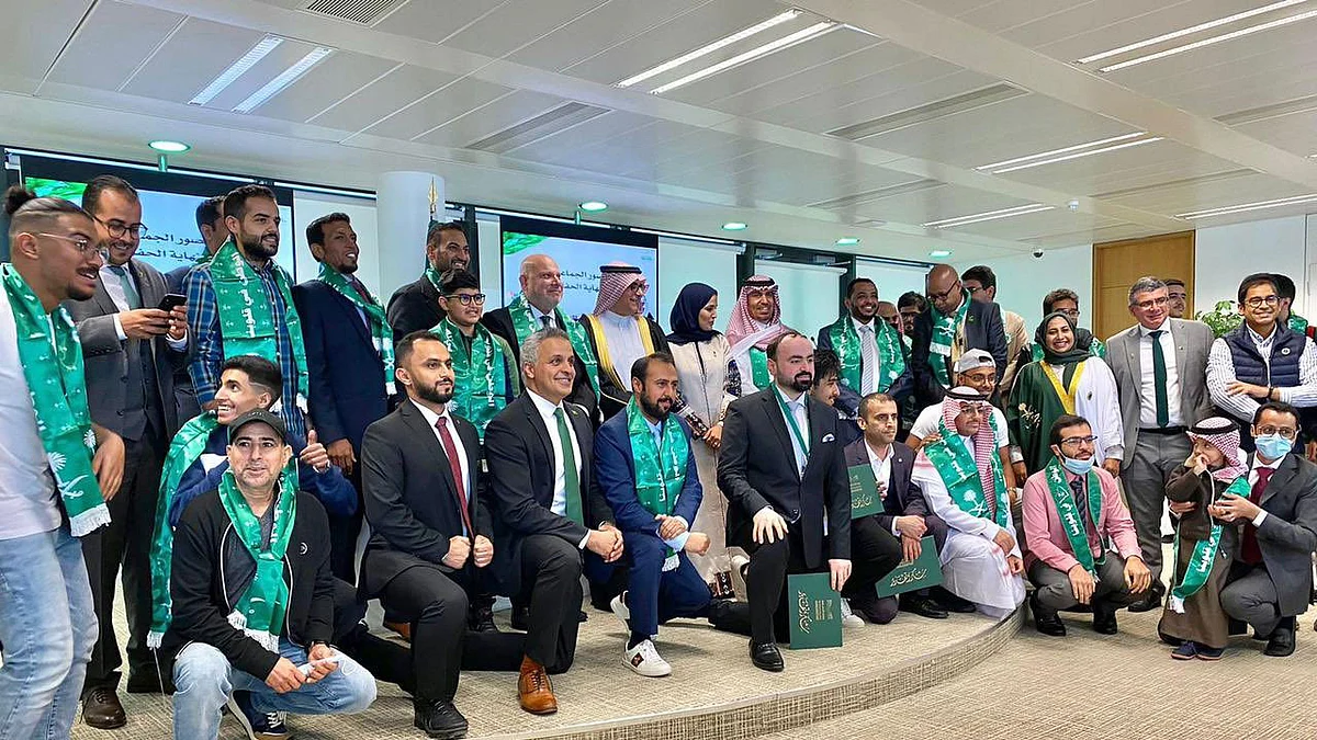 31 ملحقية ثقافية تحتفي باليوم الوطني.. ومبتعثون: نحبك يا وطني