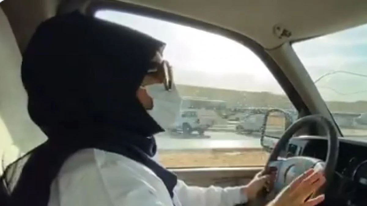 بالفيديو.. أول سعودية تقود سيارة إسعاف تكشف عن حلمها وأغرب موقف قابلته