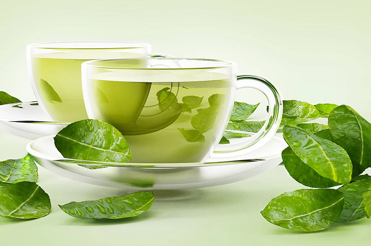 خبيرة تغذية تحذر هذه الفئة من شرب الشاي الأخضر.. وتحدد التوقيت المثالي لتناوله