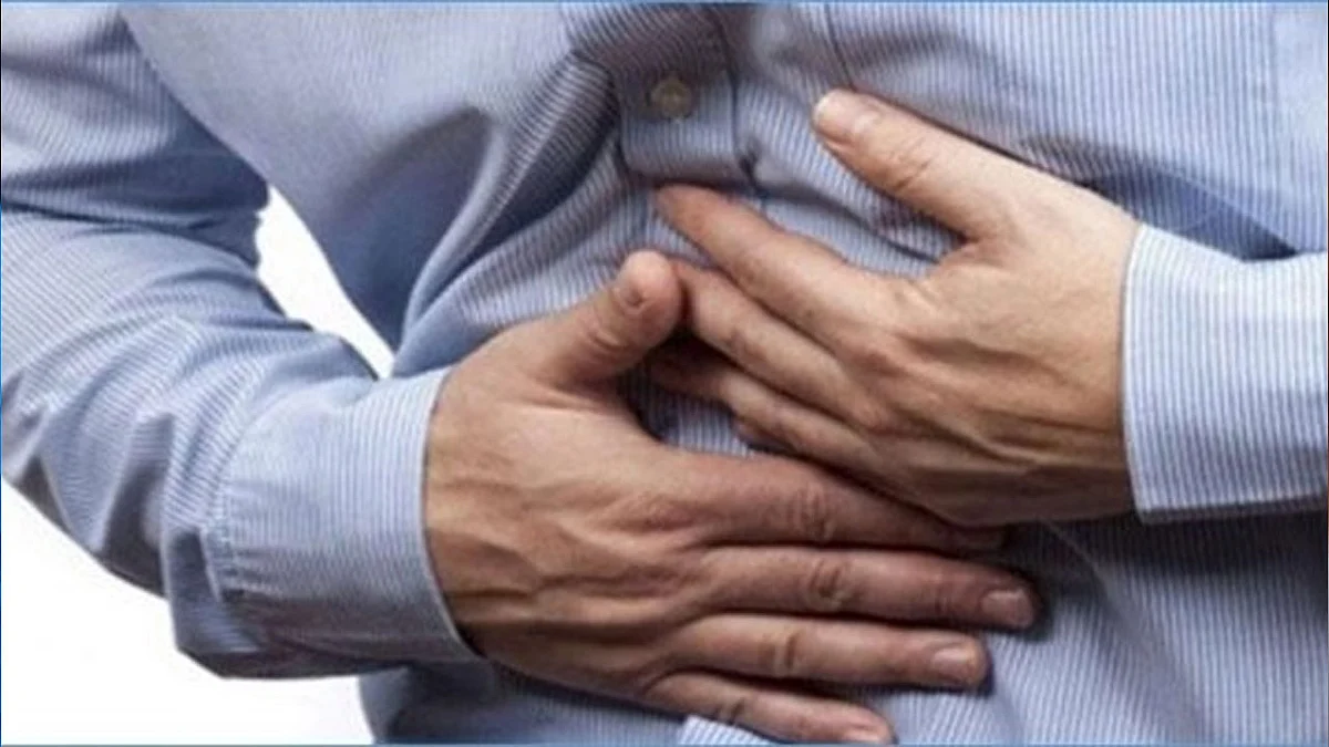مطعم يتسبب بحالة تسمم.. و«الغذاء والدواء» تتفاعل