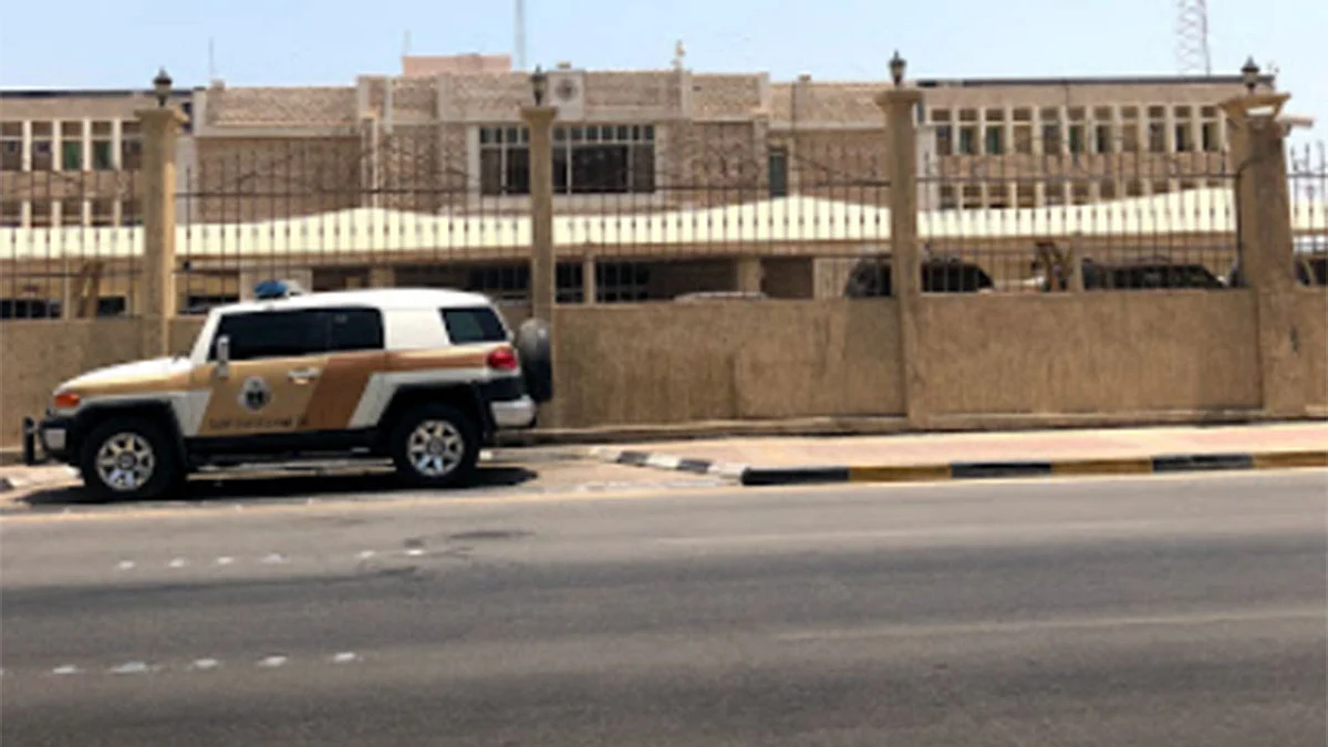 شرطة المنطقة الشرقية تحدد هوية شخص خالف الذوق العام بمقطع فيديو